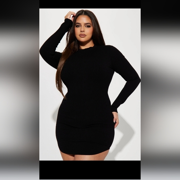 Fashion Nova black dress - Picture 2 of 4